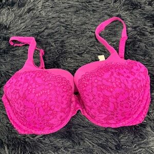 Victoria's Secret Fuchsia Lace Push-Up Bra